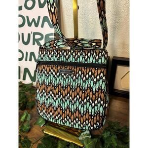 Vera Bradely Crossbody Retired Print: Sierra Stream NWOT